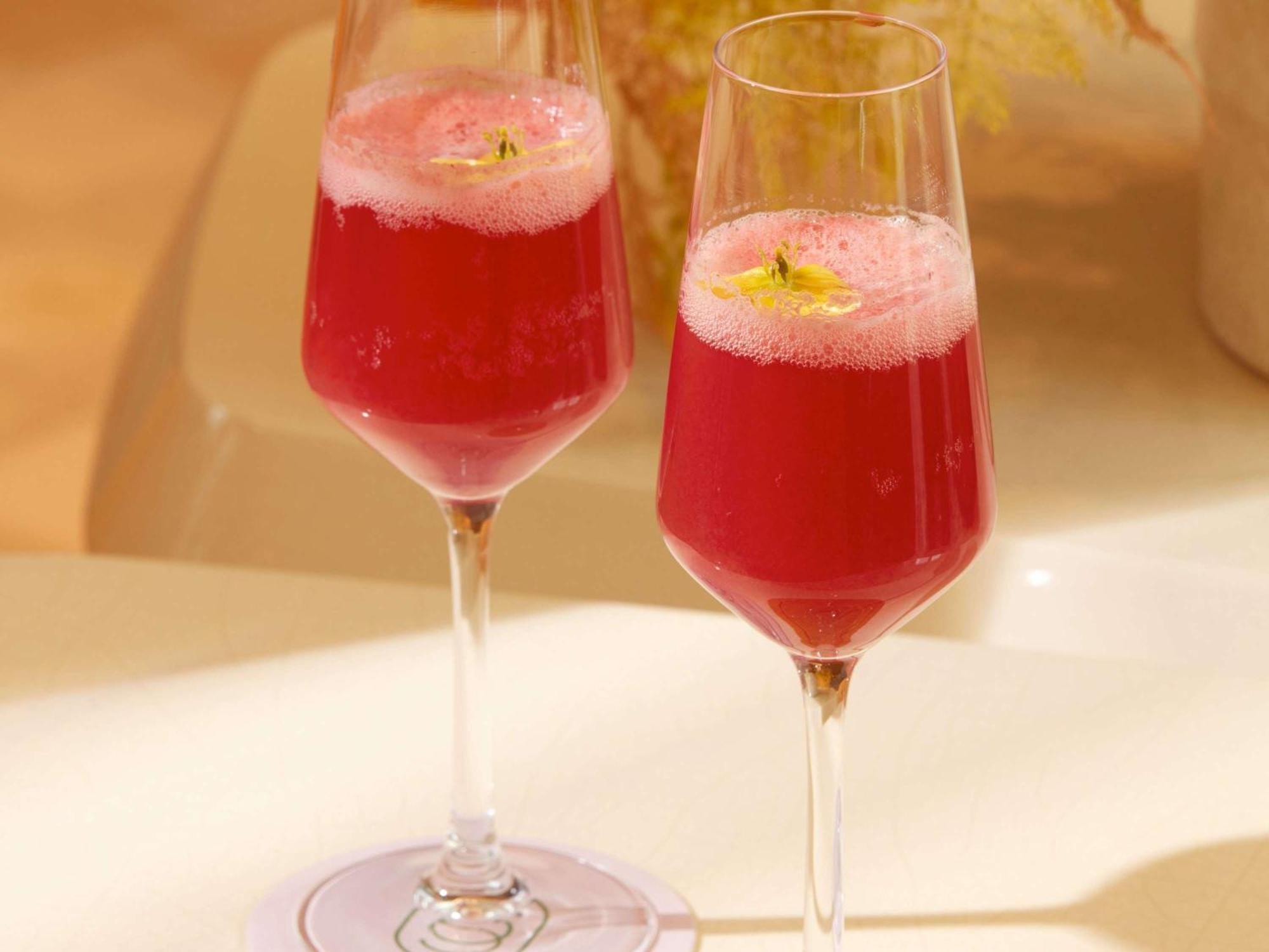 So/ Paris Hotel Eksteriør bilde A Kir Royale
