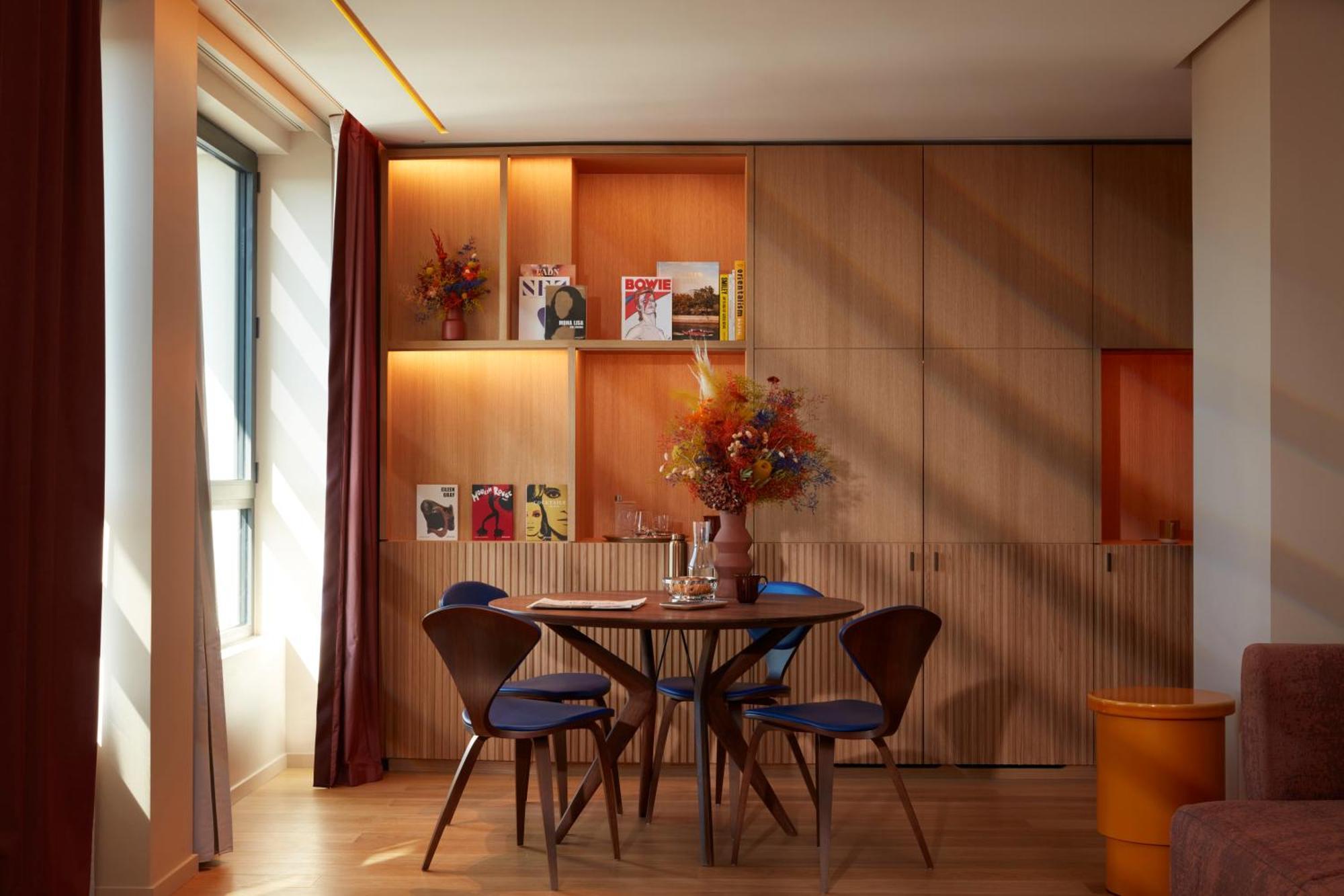 So/ Paris Hotel Eksteriør bilde Dining room