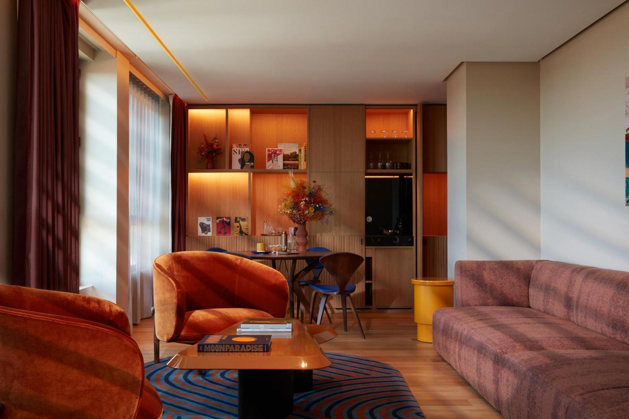 So/ Paris Hotel Eksteriør bilde A suite at the Mandarin Oriental, Munich