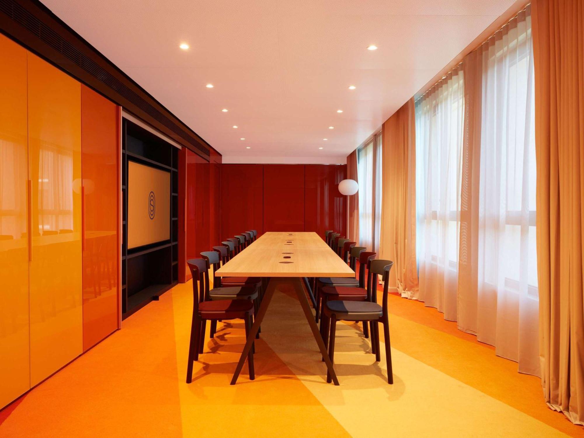 So/ Paris Hotel Eksteriør bilde The boardroom at the headquarters of the European Anti-fraud Authority