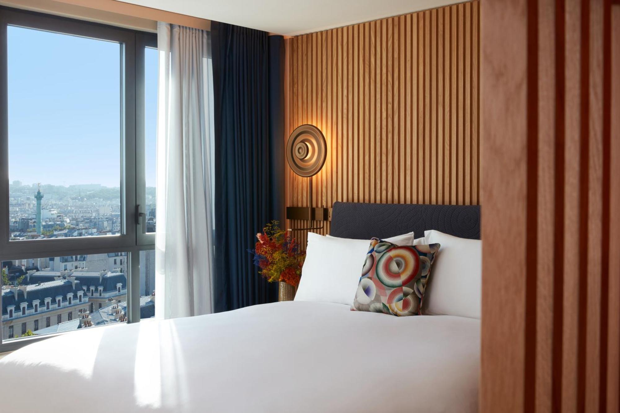 So/ Paris Hotel Eksteriør bilde A bedroom at the hotel